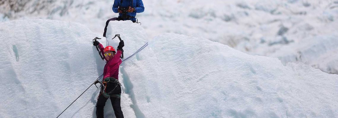 everest snow climbing practice