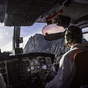 Carstensz Pyramid helicopter