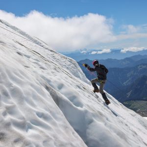 fixed rope climbing