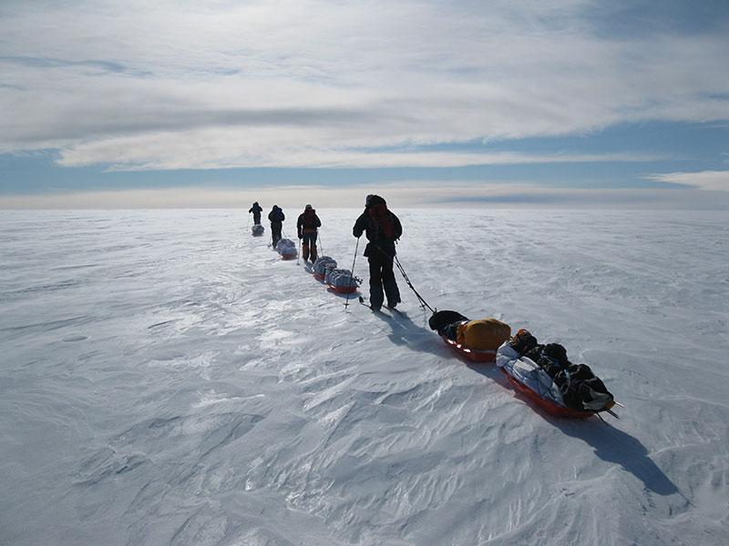 Skiing across Greenland