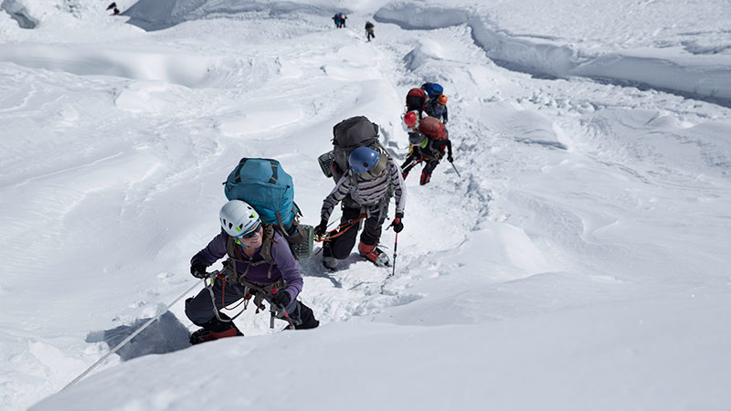 manaslu climb